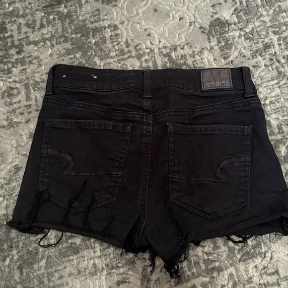 American Eagle Outfitters Black High Rise Shorties - Picture 4 of 5